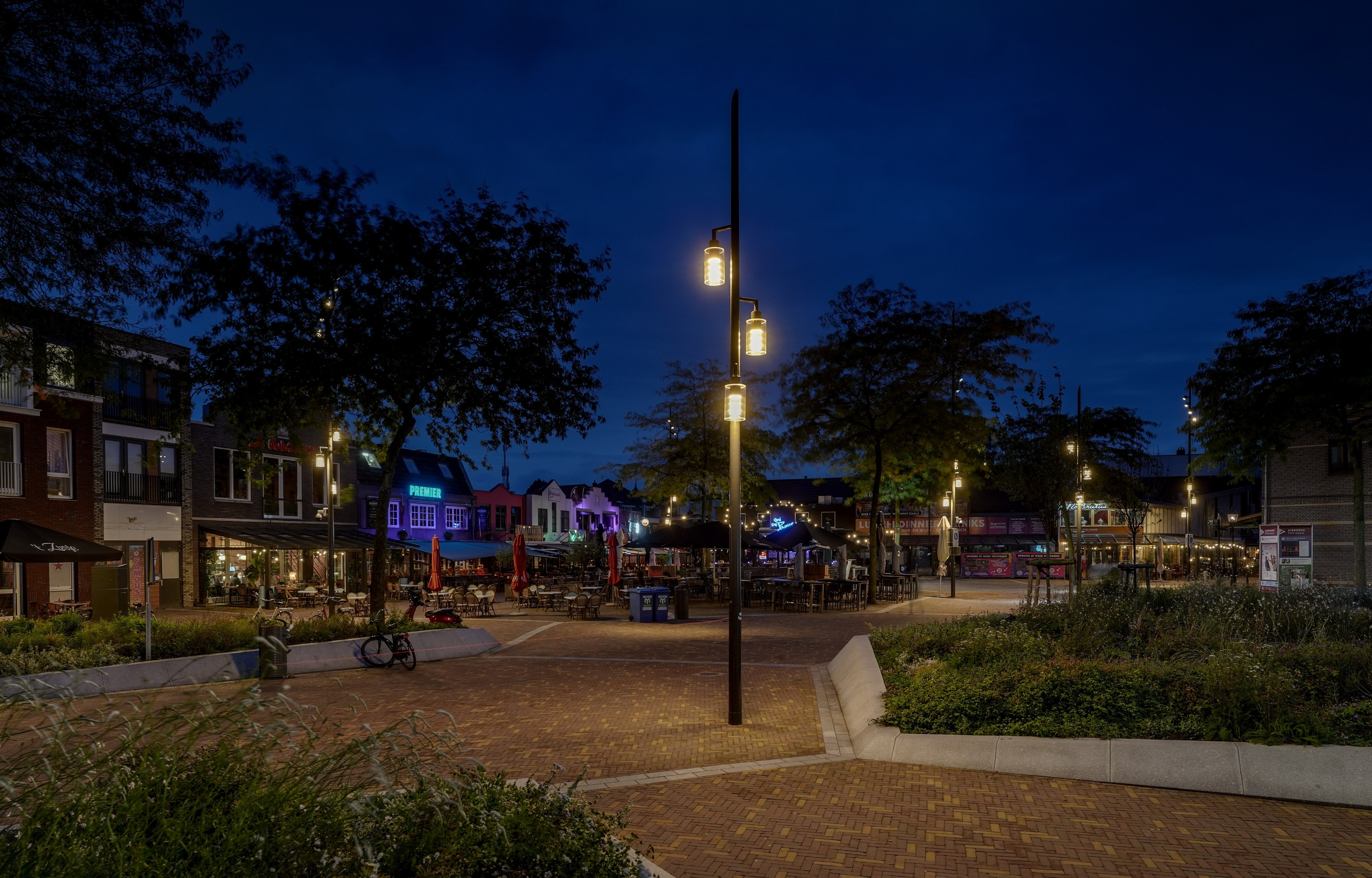 Verlichtingontwerp museumplein Ede, Studio NLX - Nobralux
